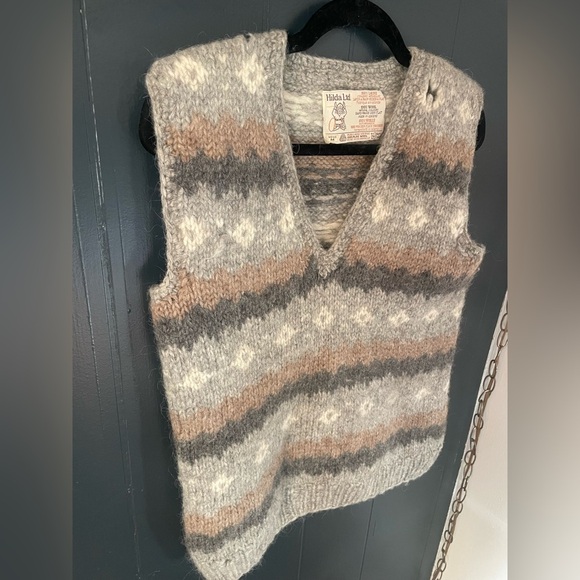 Hilda Ltd Icelandic Faire Isle 100% Wool Vest - Picture 2 of 10